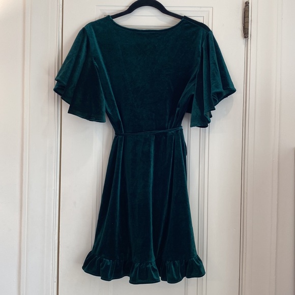 JACK by BB DAKOTA WEST VILLAGE VELVET DRESS - Picture 3 of 4